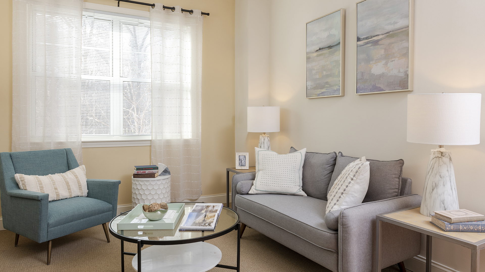 apartment living room